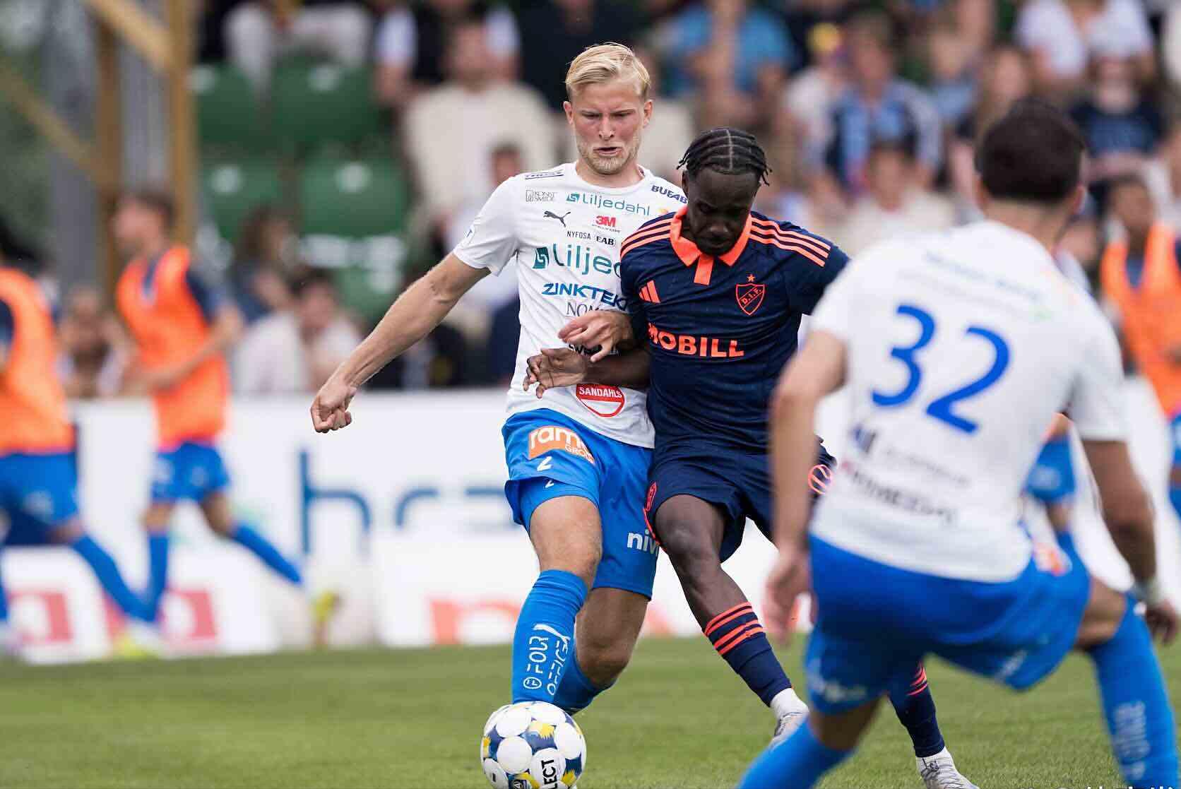 波兰队逆转瑞典队，波尔统治全场