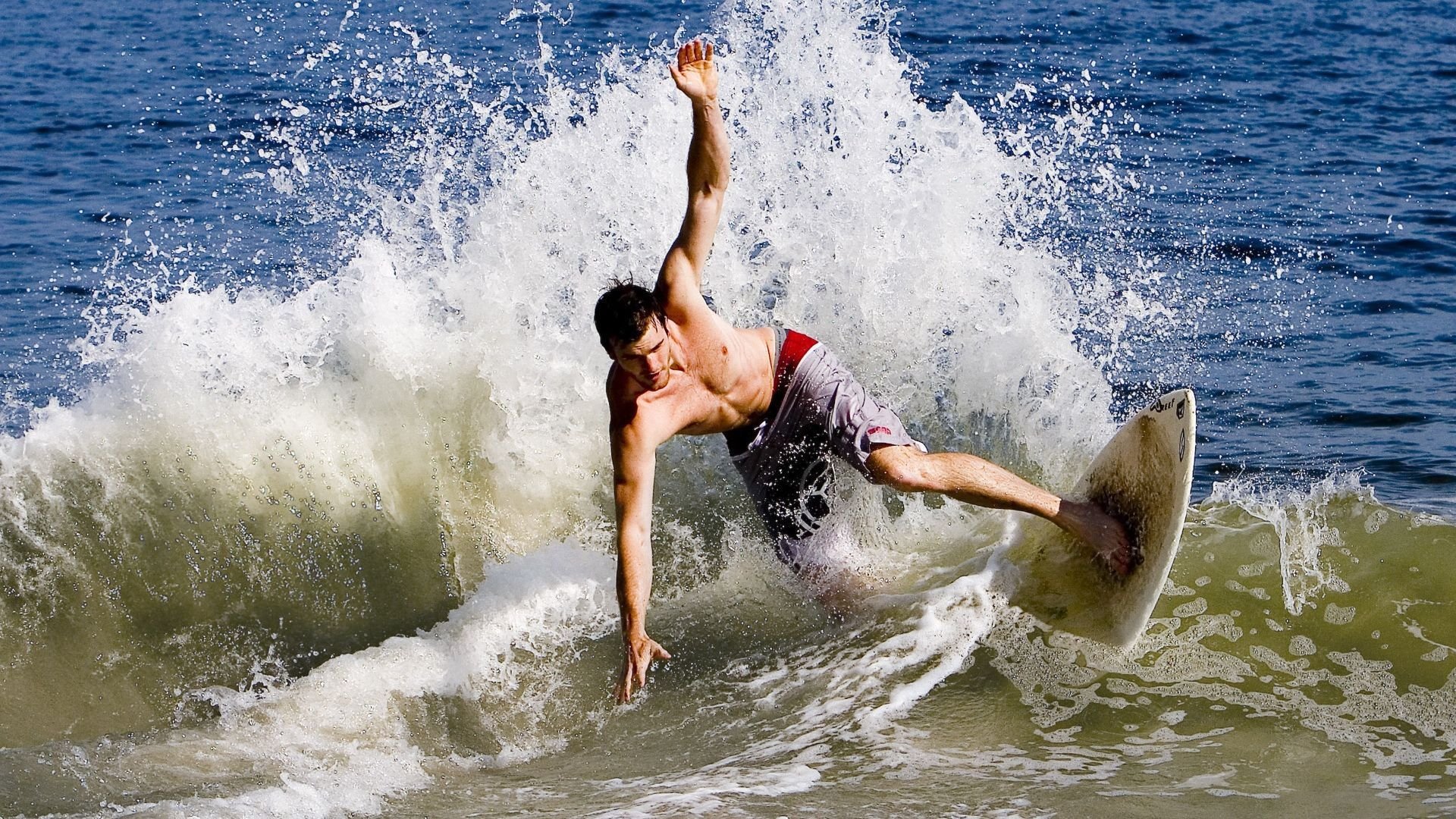 萨拉赫末节接管比赛，当墨西哥斗牛遇上中国长城