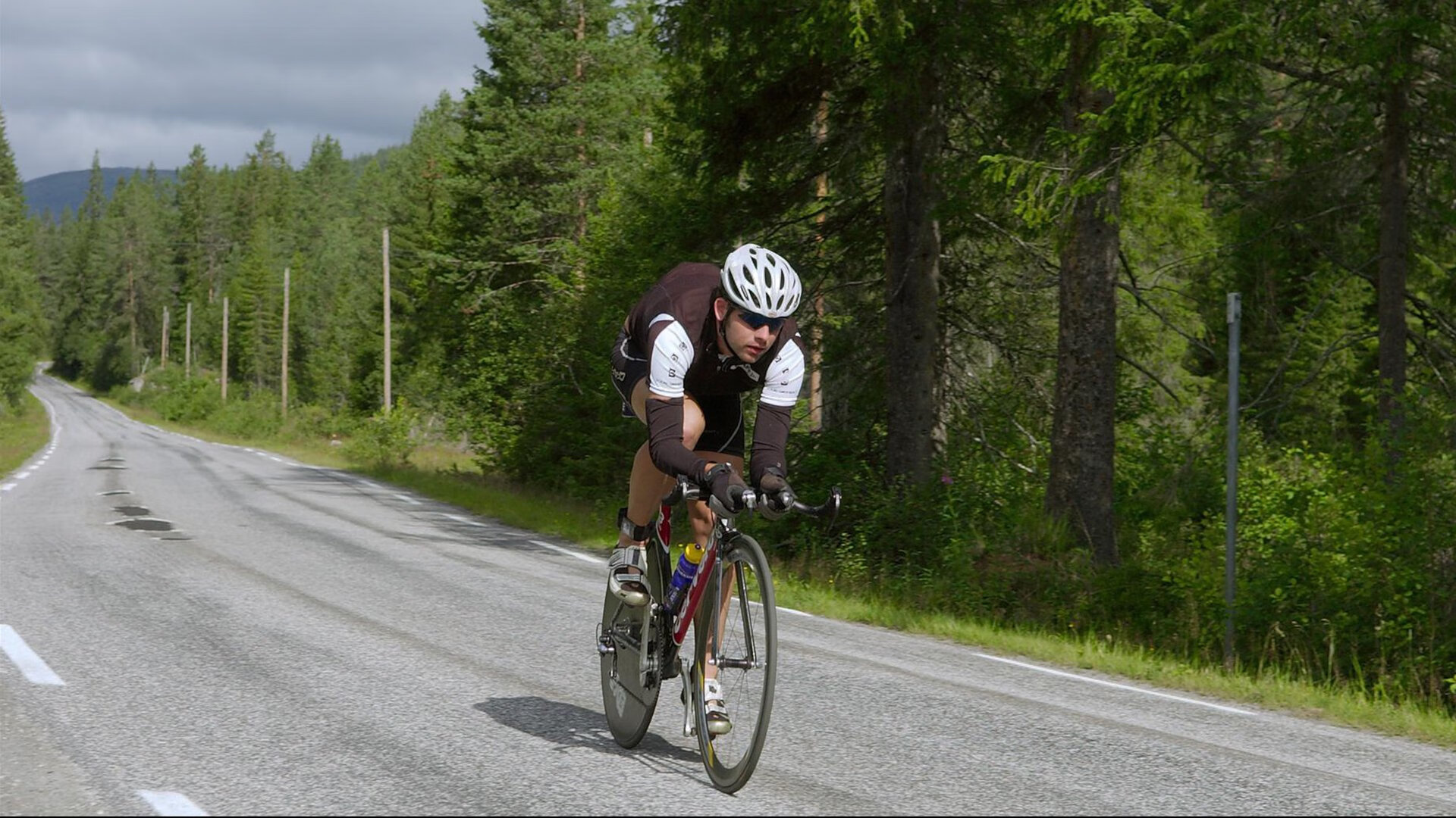德甲争冠战暗藏玄机,塞内加尔足球哲学如何悄然压制英超豪门?