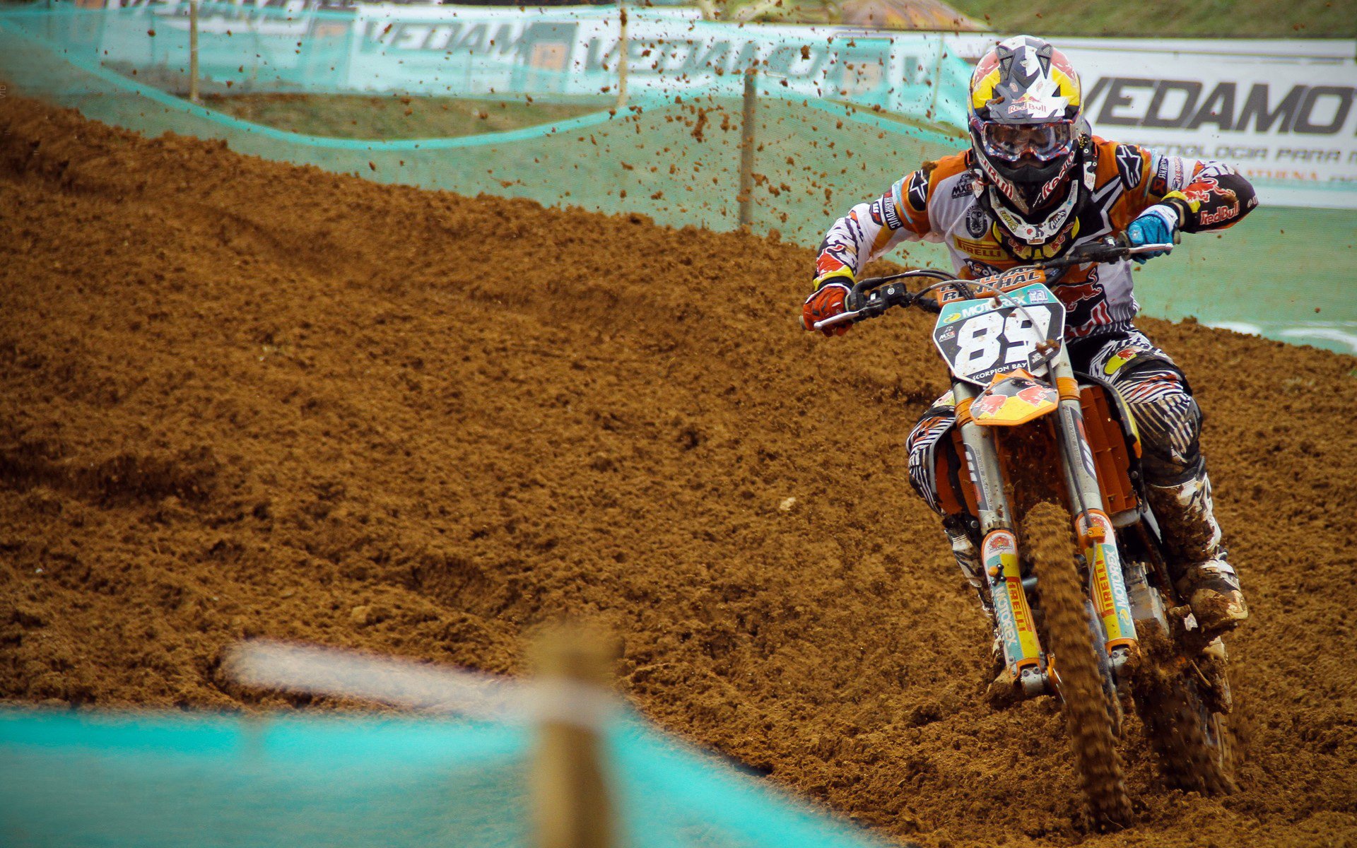 国王击溃太阳，拉文在德甲争冠战接管比赛，当篮球成为世界的共同心跳