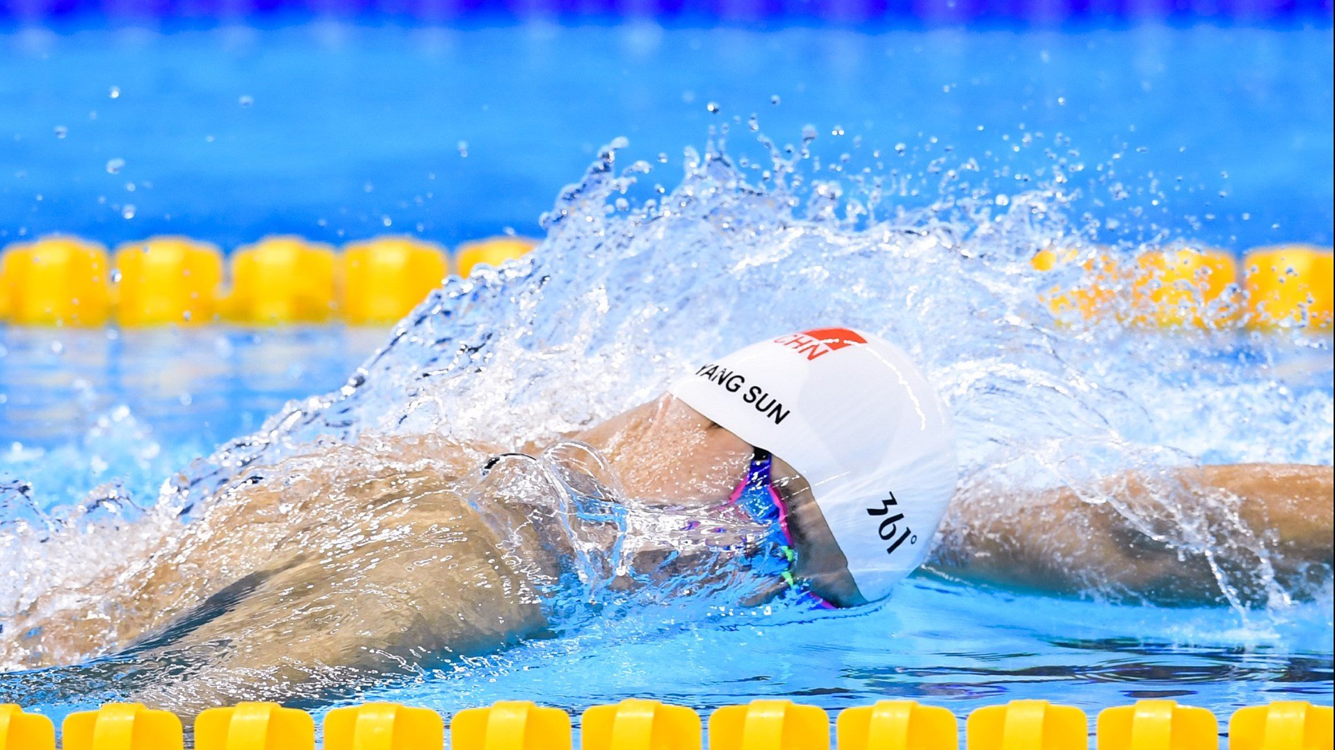 开云体育2026-孙兴慜欧冠封神夜，葡萄牙硬仗启示录，亚洲之光如何照亮欧洲足球的暗面？